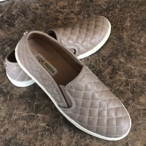 Steve Madden Women’s Ecentric-Q platform sneakers